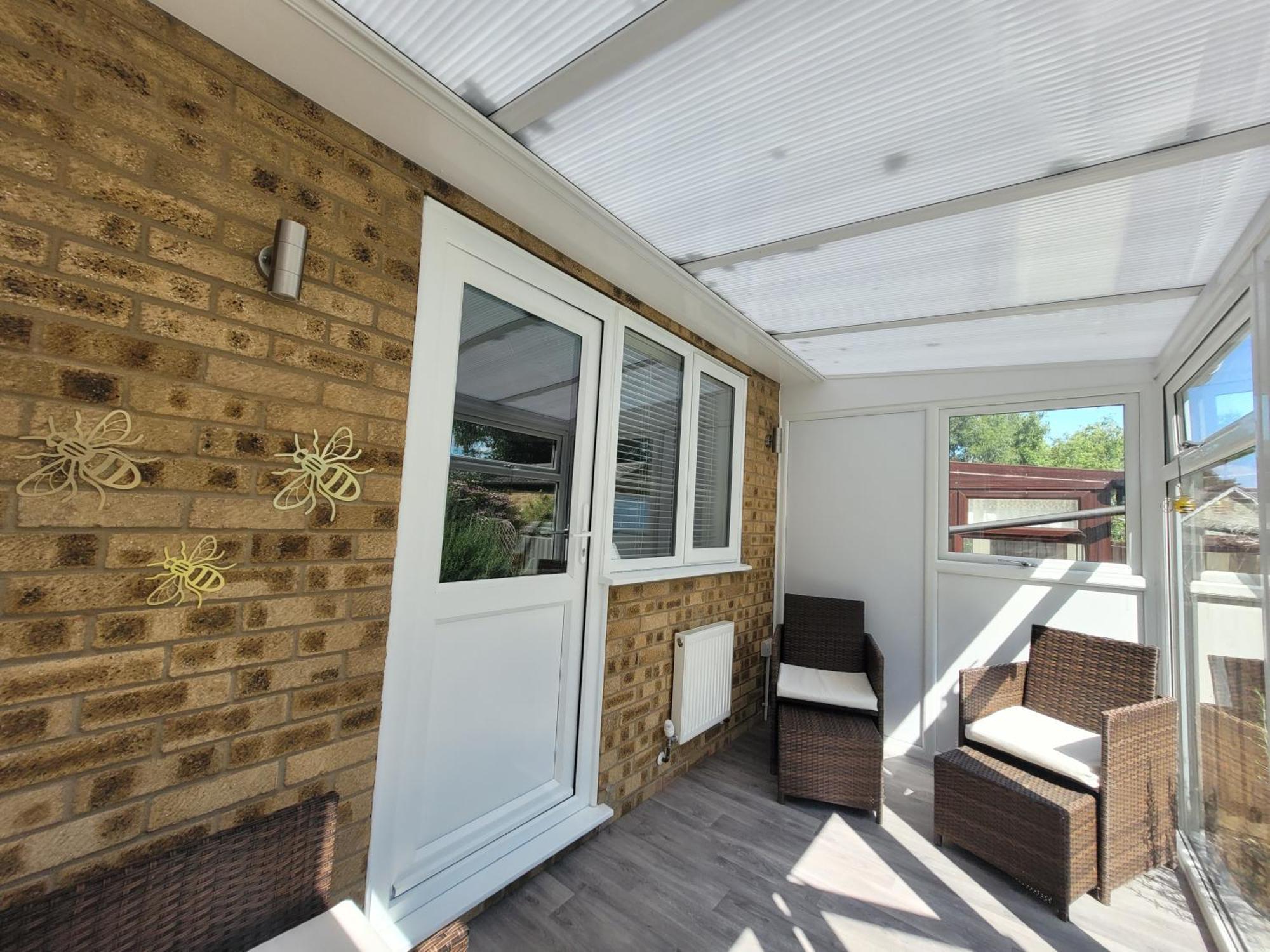 Bumblebee Bungalow - With Separate Office And Gaming Space By Catchpole Stays 콜체스터 외부 사진